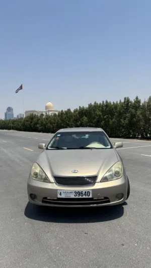لكزس es330 موديل 2005 نضيفه جداً السعر قابل للتفاوض