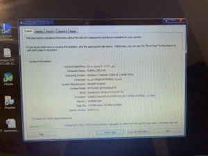 لاب توب hp و طابعه توشيبا ألوان تعمل بنظام الواى فاى و جهاز كومبيوتر و شاشه إضافيه