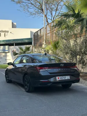 Hyundai . Elantra . 2022 . Used1