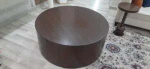للبيع طاوله صاله كبيره حجم متر وعشرين سانتي نظيفه جدا الليون بني
