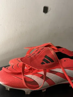 Adidas predators league edition very clean condition