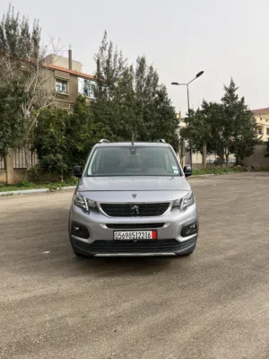 Yacin - كاليتوس