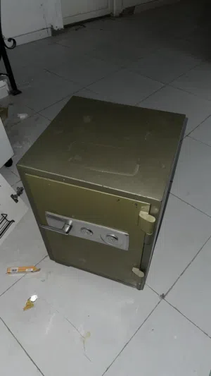 خزنة ضد الحريق 1800 درهم