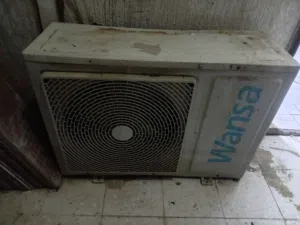 كومبرسور ونسا للبيع 2 طن هوا
