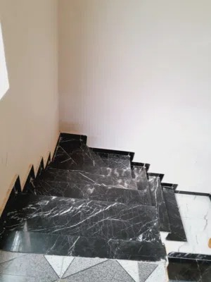 منزل البيع منطقة القبلة الاربعه الاف قرب سنتر فد ك طابو صرف المنزل كونتريك مسلح مع ربط دير البيت