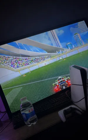 بلاي ستيشن 5للبيع استعمل نضيف