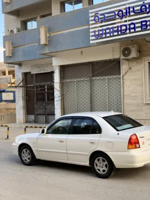 اكسنت عدسه