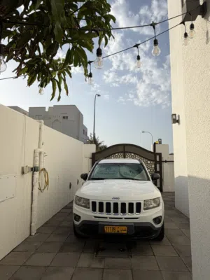 Jeep جيب كومباس 2015 ممشى قليل جدا