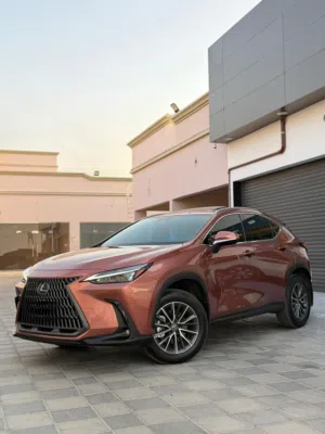 لكزس nx350 h 2025
