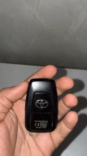 مفاتيح سيارات الي له رغبه