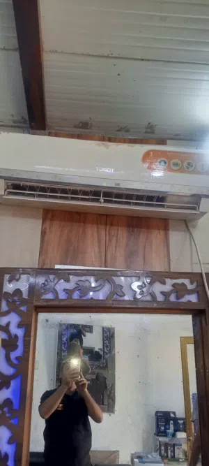 سبلت تيسوت طن ونص قطعه الخارجيه نظيفه قطعه الداخليه بيها ليك