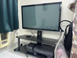 Panasonic Viera 50" Full HD 3D Smart Plasma TV + Glass Stand