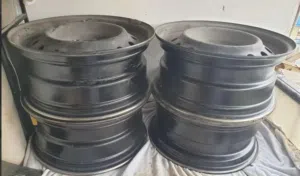 Nissan Altima 2010 orignal 16 inch 5 nut rims