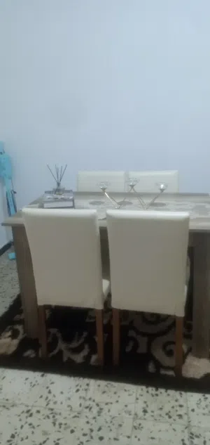 طاولة اكل للبيع