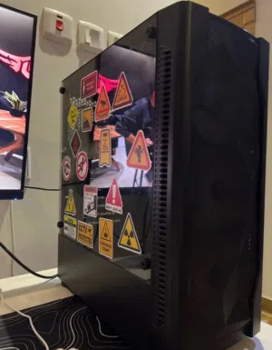 Pcللبيع في الرياض