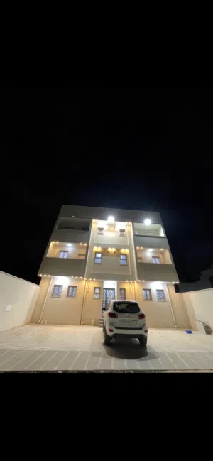 مبني للايجار سكني استثماري للشركات يتكون من 6 شقق