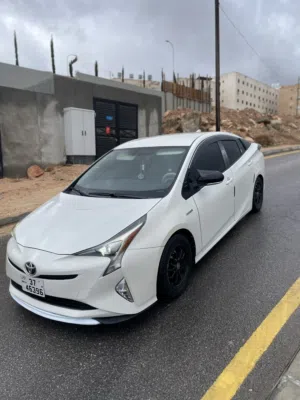 Used Toyota Prius in Amman