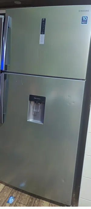 ثلاجة مستعملة للبيع