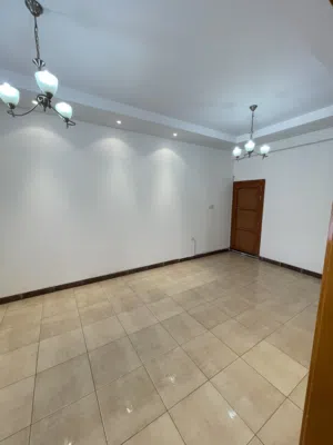 Studioapartment room.bathroom and متاح أستديو في العزببة غرفة مطبخ وحمام