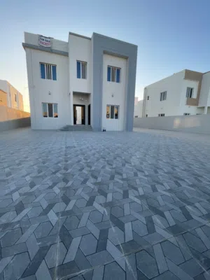 275 m2 4 Bedrooms Villa for Sale in Al Batinah Barka