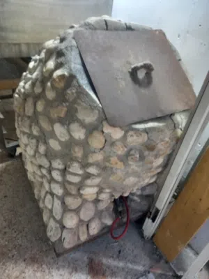 فرن حجري مستعمل بحاله جيده