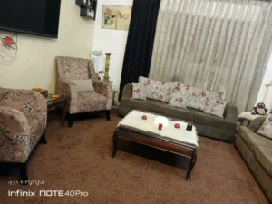 طقم كنب مودرن خشب زان بلكامل مكون من 10مقاعد فخم جدا ومريح جدا استخدام شي بسيط
