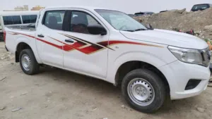 خدمة وانيت باص مقفل نقل الاغراض بضائع في جميع مناطق الكويت خدمة 24ساعه