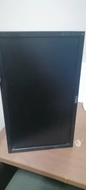 20.7" Dell monitors for sale in Al Batinah