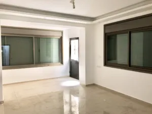 160 m2 3 Bedrooms Apartments for Sale in Ramallah and Al-Bireh Al Tira