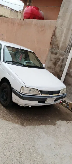 للبيع بيوجو 405 جاهزة
