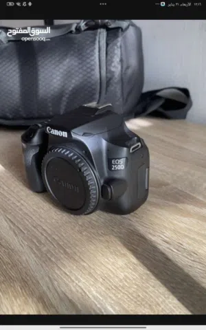 كام كانون Canon EOS 250D مع حقيبه والعدسة الأصلية