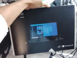 life windows 10 size 15" 8 gd ram  2 TB storeg  with box + charger + wireless mouse