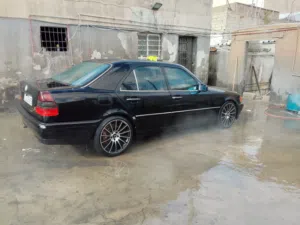 مرسيدس c200 موديل 1996 للبيع
