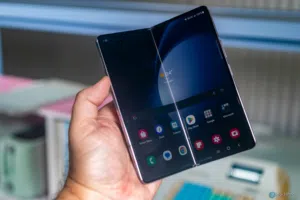 للبيع سامسنق جالكسي فولد 5 samsaung galaxy fold 5