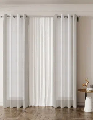 curtain and black out
