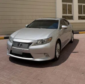 Used Lexus ES in Ajman