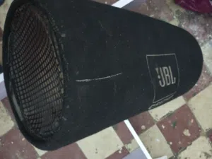 بازوقة JBL