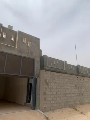 300 m2 4 Bedrooms Townhouse for Sale in Al Khums Other