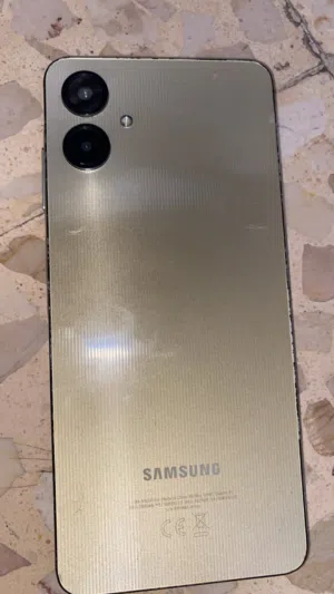 هاتف Samsung Galaxy A06 ب