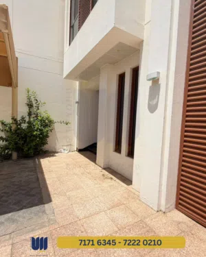 VILLA FOR RENT IN QURUM - فيلا للأجار في القرم