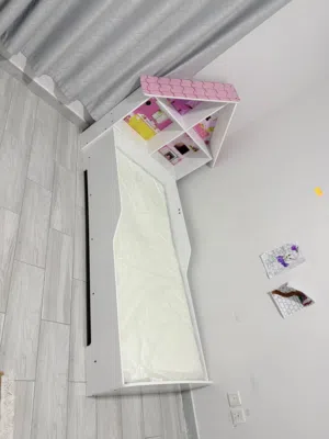 Kid bed single with mattress