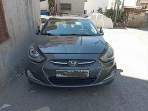 اكسنت-ديزل-اربعه-غيار-اوتوماتيك-موديل-2012-بحاله-ممتازه