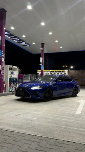 لكزس es350 للبيع فئة ال F سبورت اعلى المواصفات اقل سعر فالسوق