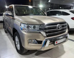 2017 Toyota Land Cruiser GXR (V8)