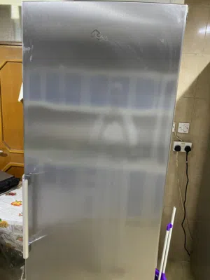 اجهزة كهربائية وأثاث للبيع