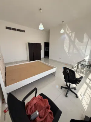 Spacious 1BHK in shakhbout city