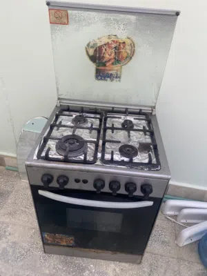 فرن مقاس 60 شغال 100٪