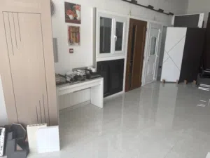 معرض ابواب ونوافذ للبيع