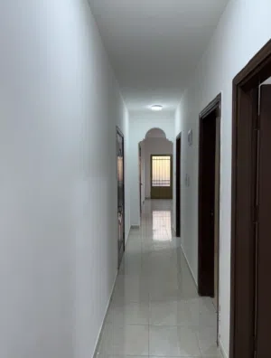 شقة طابق أرضي مع ترس مدخل مستقل  للبيع  الزهور