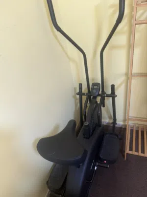 جهاز كروس (Cross Trainer)